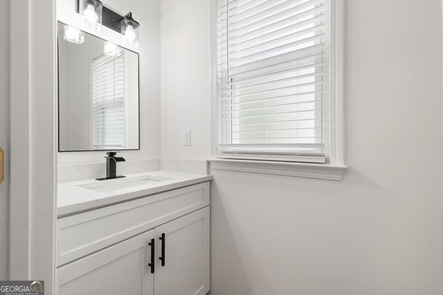 235 Gaines Oak Way, Suwanee, GA 30024