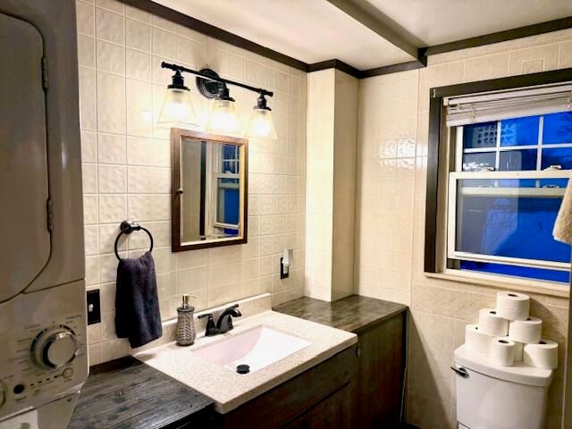 1240 E Hile Road, Norton Shores, MI 49441