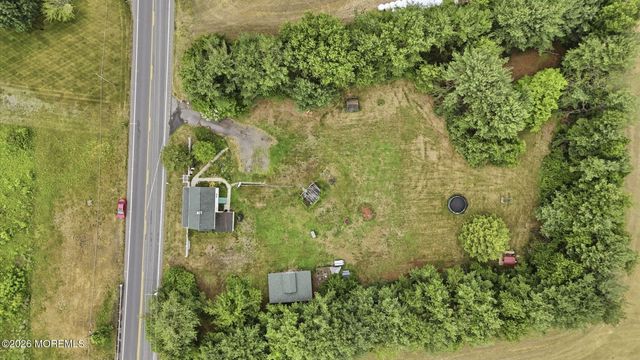 884 Monmouth Road, Cream Ridge, NJ 08514