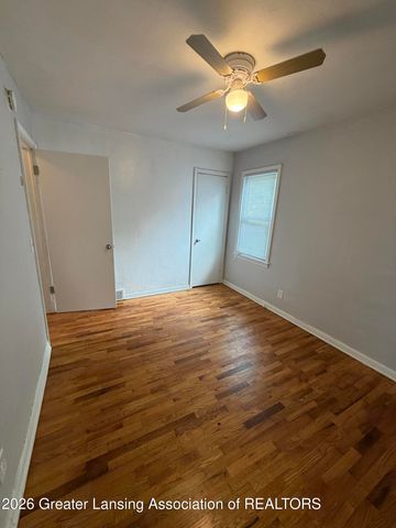 3605 W Holmes Road, Lansing, MI 48911