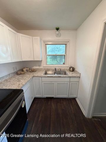 3605 W Holmes Road, Lansing, MI 48911