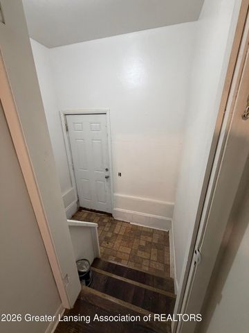 3605 W Holmes Road, Lansing, MI 48911
