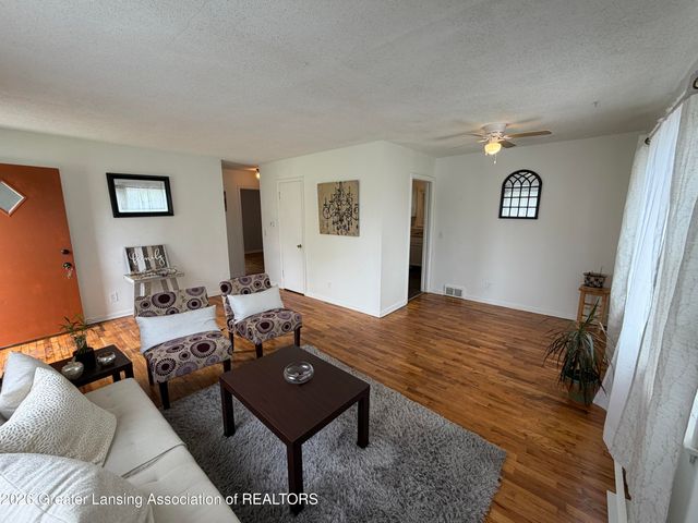 3605 W Holmes Road, Lansing, MI 48911
