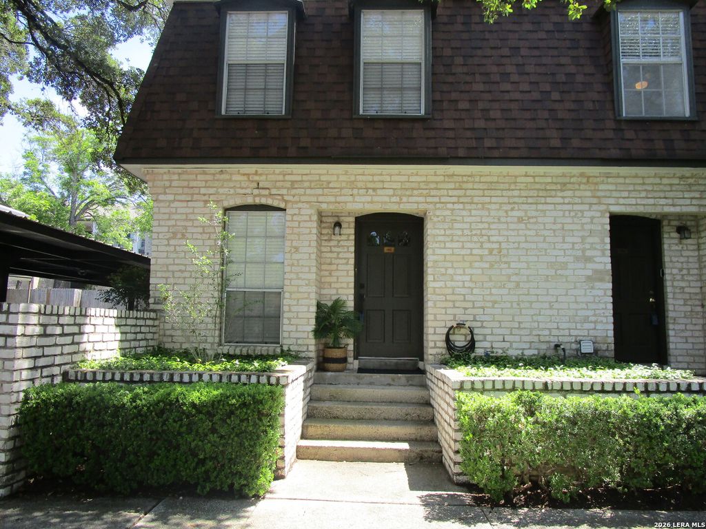 1045 Shook Ave 146 H, Olmos Park, TX 78212