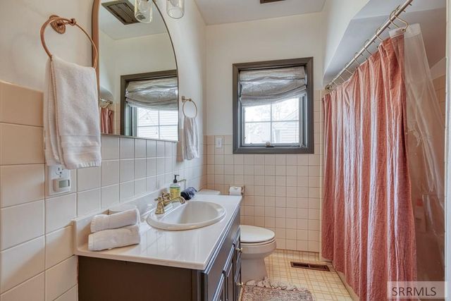 2095 S Boulevard, Idaho Falls, ID 83404