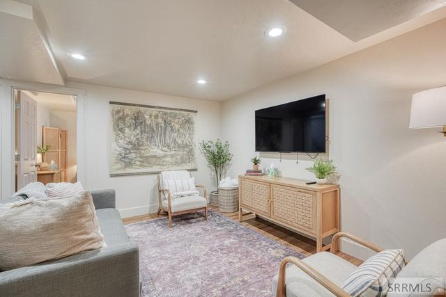 2095 S Boulevard, Idaho Falls, ID 83404