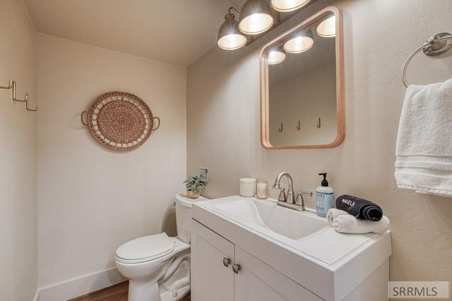 2095 S Boulevard, Idaho Falls, ID 83404