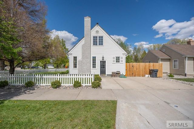 2095 S Boulevard, Idaho Falls, ID 83404