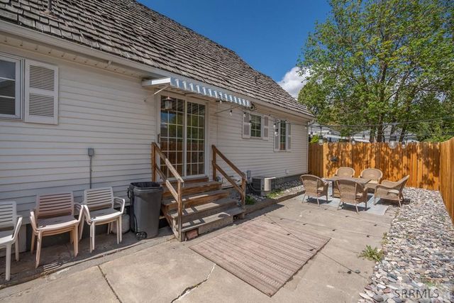 2095 S Boulevard, Idaho Falls, ID 83404