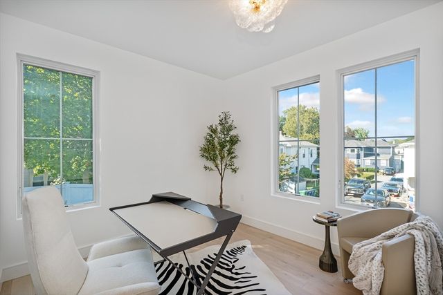 15 Jewett Pl C, Newton, MA 02458