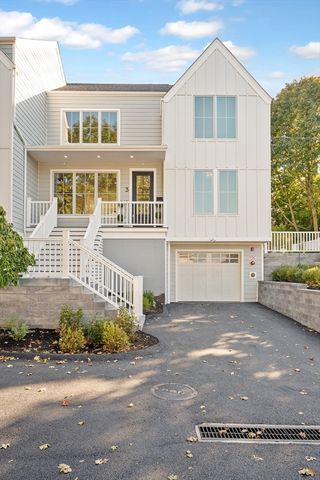 15 Jewett Pl C, Newton, MA 02458