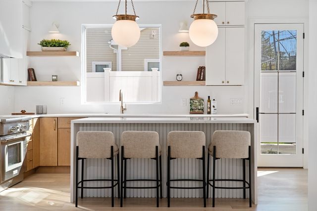 15 Jewett Pl C, Newton, MA 02458