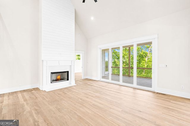 7465 Crestline, Dawsonville, GA 30534