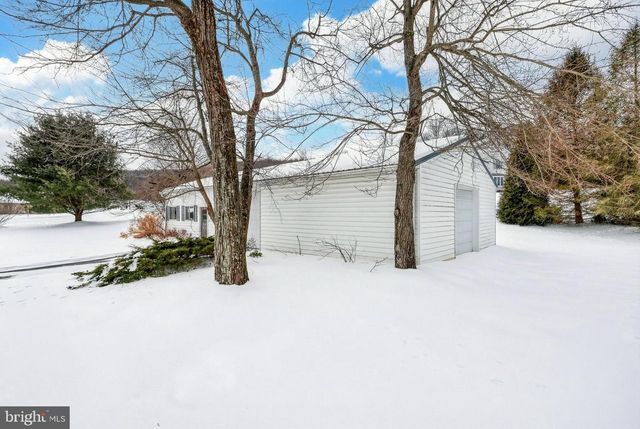 833 STONYBROOK LN, Lewisberry, PA 17339