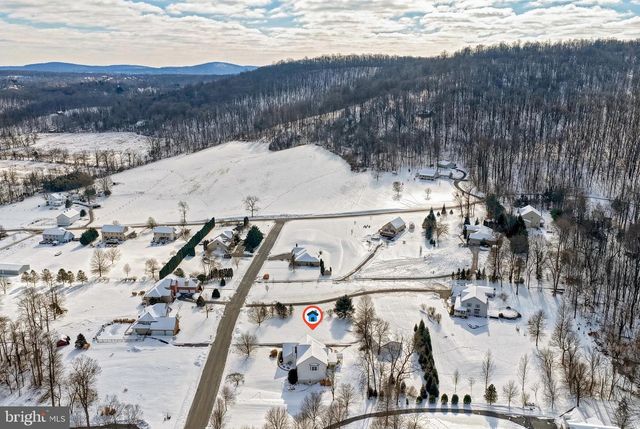 833 STONYBROOK LN, Lewisberry, PA 17339