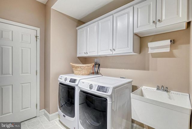 833 STONYBROOK LN, Lewisberry, PA 17339