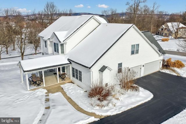 833 STONYBROOK LN, Lewisberry, PA 17339