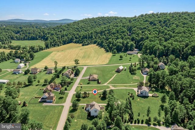 833 STONYBROOK LN, Lewisberry, PA 17339
