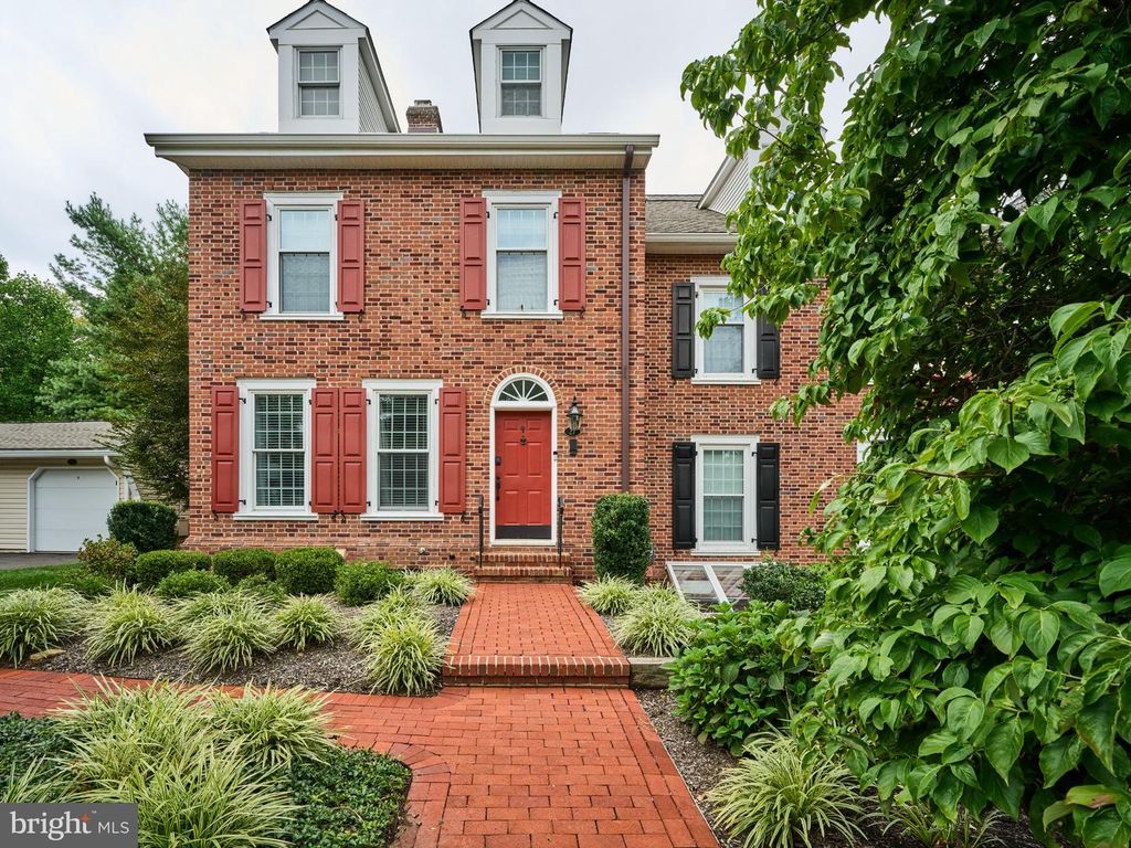 27 SENTINEL RD #139, WASHINGTON CROSSING, PA 18977 — exterior