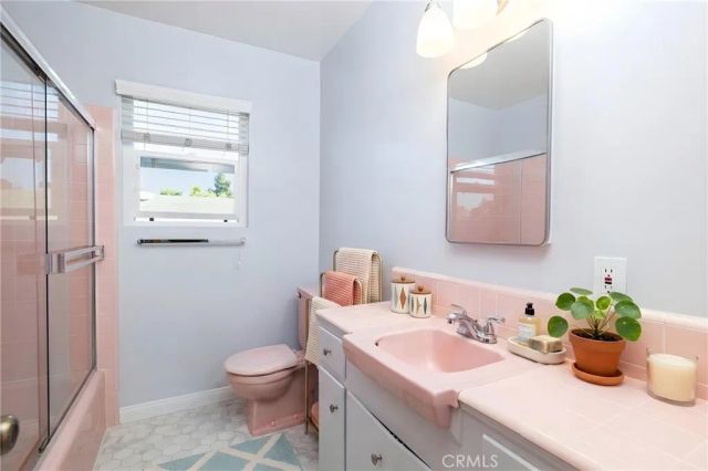 2135 Florida Street 7, Long Beach, CA 90814