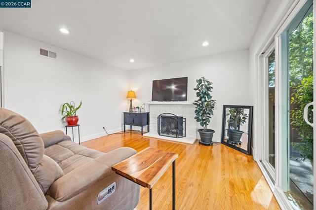 3585 Esperanza Drive, Concord, CA 94519