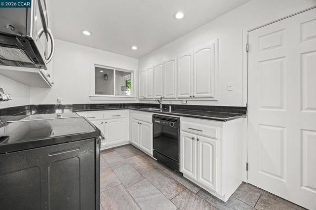 3585 Esperanza Drive, Concord, CA 94519