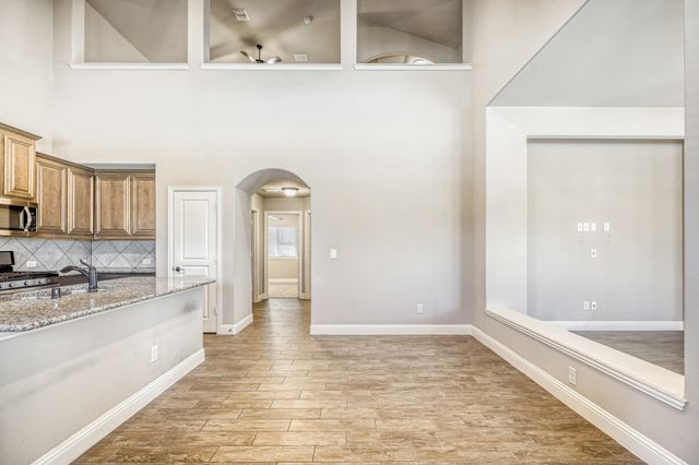 1621 Bull Street, Aubrey, TX 76227