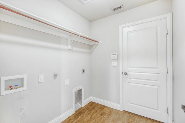 1621 Bull Street, Aubrey, TX 76227