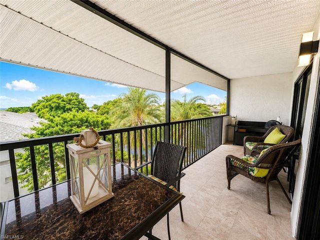 600 Neapolitan WAY 449, Naples, FL 34103