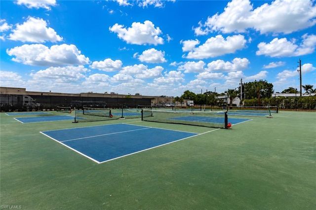 600 Neapolitan WAY 449, Naples, FL 34103