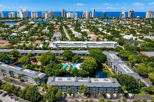 600 Neapolitan WAY 449, Naples, FL 34103