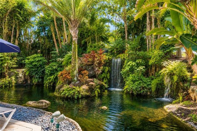 600 Neapolitan WAY 449, Naples, FL 34103