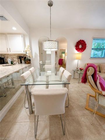 600 Neapolitan WAY 449, Naples, FL 34103