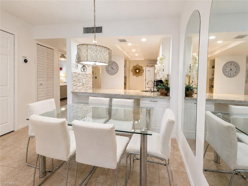 600 Neapolitan WAY 449, NAPLES, FL 34103 — photo 4