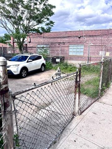 10339 91st Street, Ozone Park, NY 11417