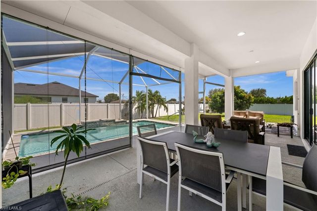 1007 NW 16th PL, Cape Coral, FL 33993