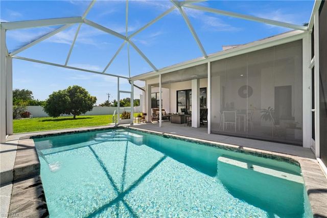 1007 NW 16th PL, Cape Coral, FL 33993