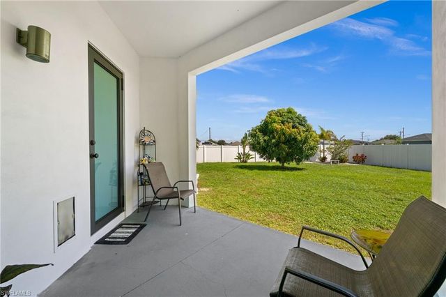 1007 NW 16th PL, Cape Coral, FL 33993