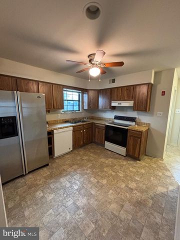 121 WEYBRIDGE CT, Wenonah, NJ 08090