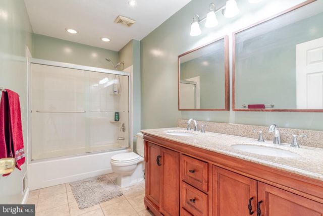 94 MAGELLAN WAY, Franklin Park, NJ 08823