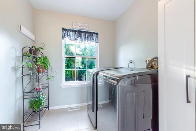 94 MAGELLAN WAY, Franklin Park, NJ 08823