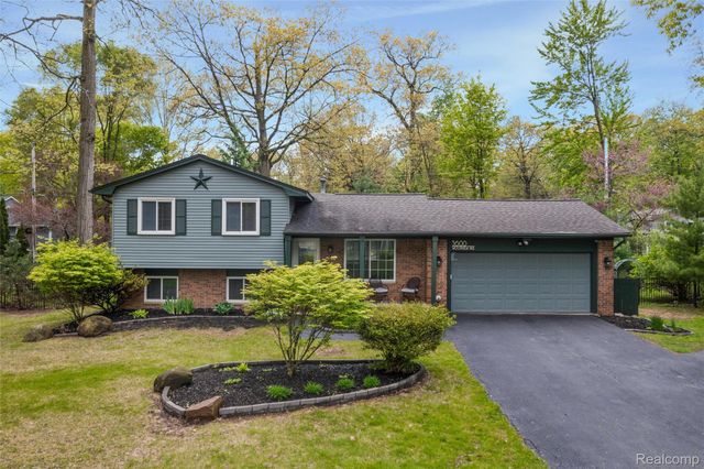 3600 Woodview Avenue, West Bloomfield Charter Township, MI 48324