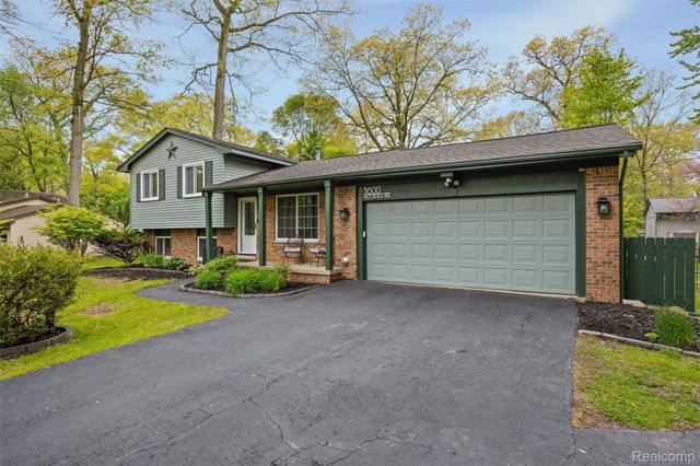 3600 Woodview Avenue, West Bloomfield Charter Township, MI 48324