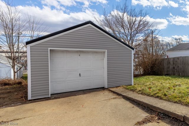 1640 Bedford Avenue SW, Canton, OH 44706