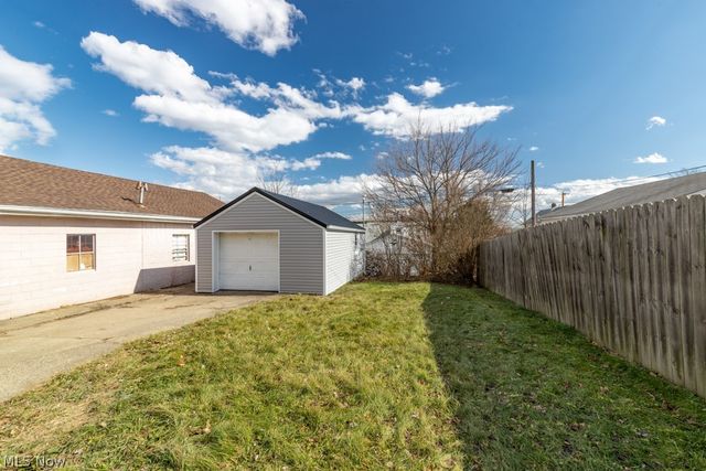 1640 Bedford Avenue SW, Canton, OH 44706