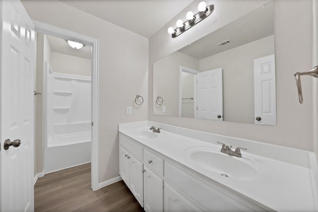 139 Glacier Lane, Cedar Hill, TX 75104