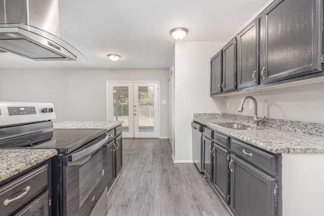 733 Rolling Ridge Drive, Allen, TX 75002