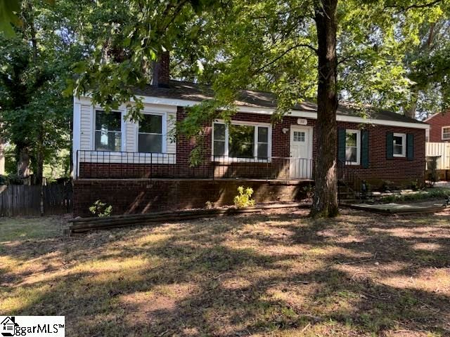 210 Grace Avenue, Easley, SC 29640