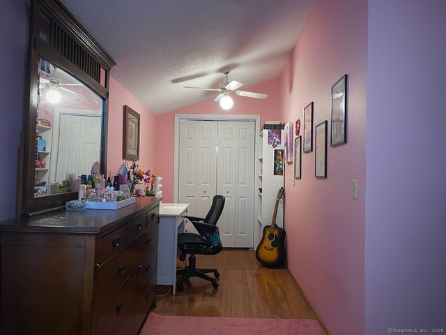 60 Dartmouth Avenue, West Hartford, CT 06110
