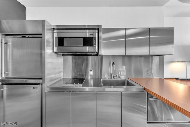 4381 West Flamingo Road 3819, Las Vegas, NV 89103